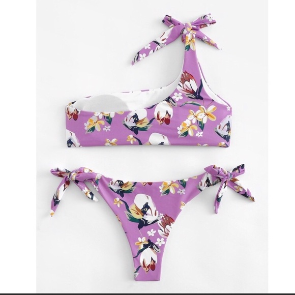 Only 1 left XL 😍Purple Floral bikini - Picture 4 of 8